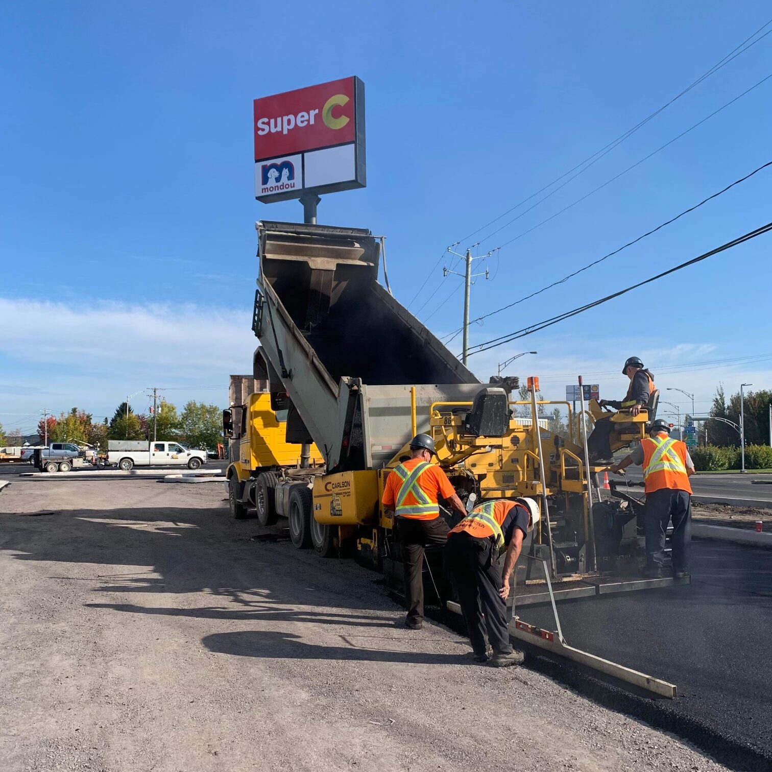 Pavage d'asphalte commercial | Super C St-Apollinaire